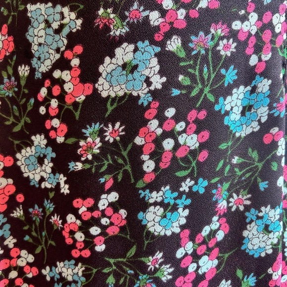 Vintage 1970s Floral Prairie Maxi Dress – 40s Inspired Puff Sleeve Gown - Picture 4 of 8